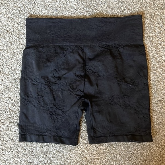 Gymshark Adapt Camo - Picture 2 of 4